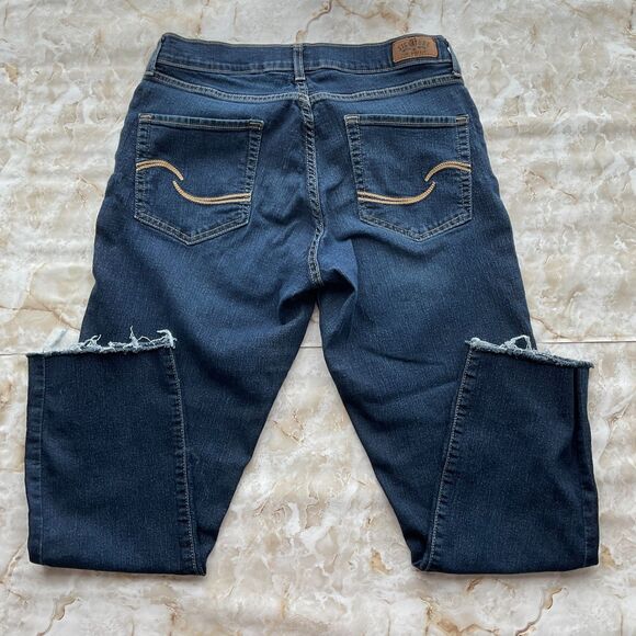 Levi Strauss Signature Curvy Straight Jeans Women's Dark Wash Distressed Raw Hem - Picture 2 of 7